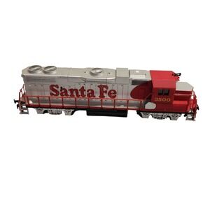 Life-Like Santa Fe 3500 GP-38 Unpowered HO Scale Model Train Locomotive‎ Dummy